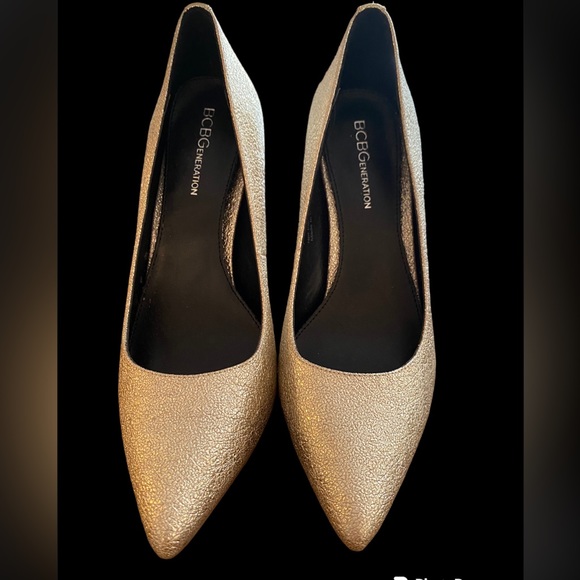 BCBG GENERATION HEIDI PUMPS platinum gold - Picture 1 of 5